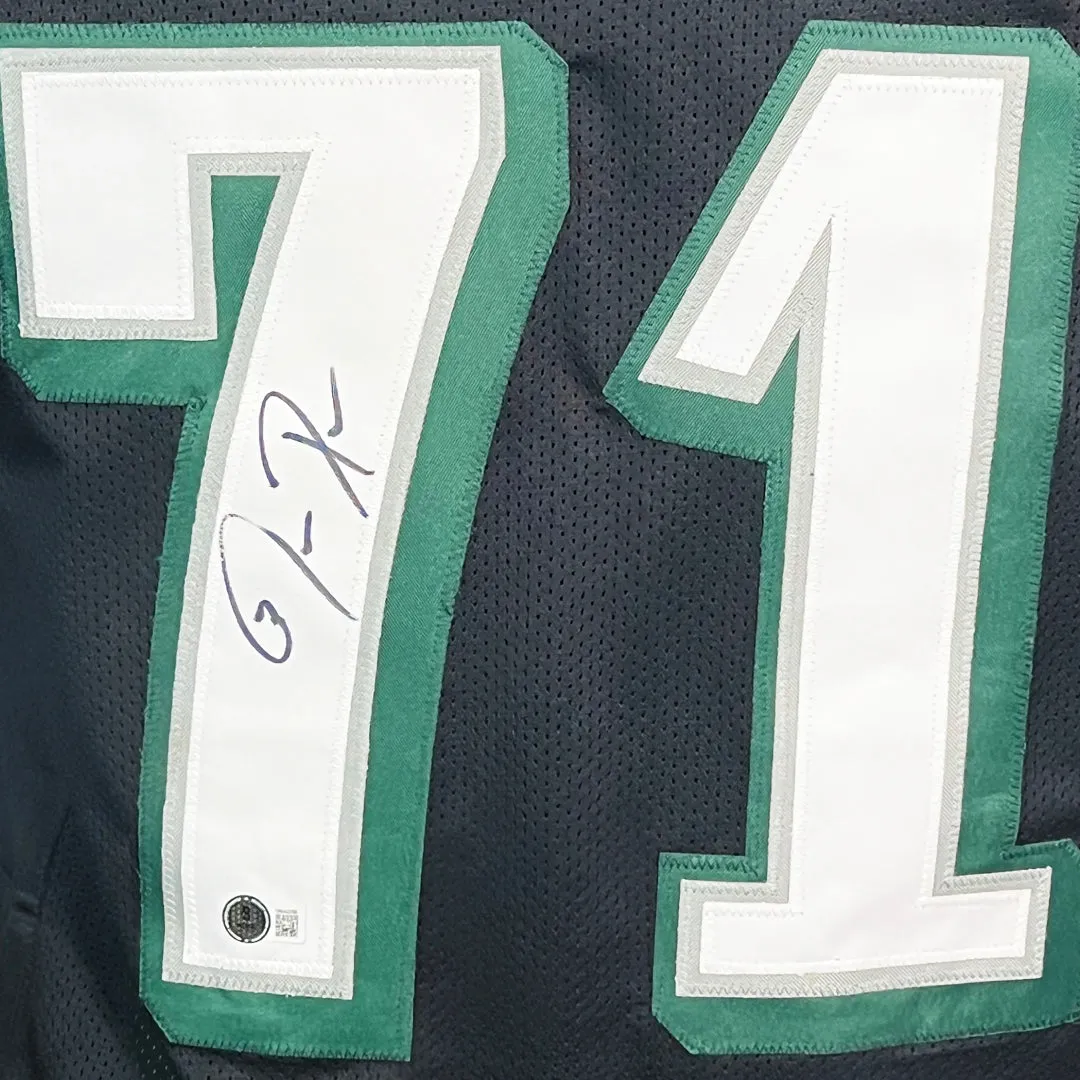 Jason Peters Signed Philadelphia Black Football Jersey (Beckett)