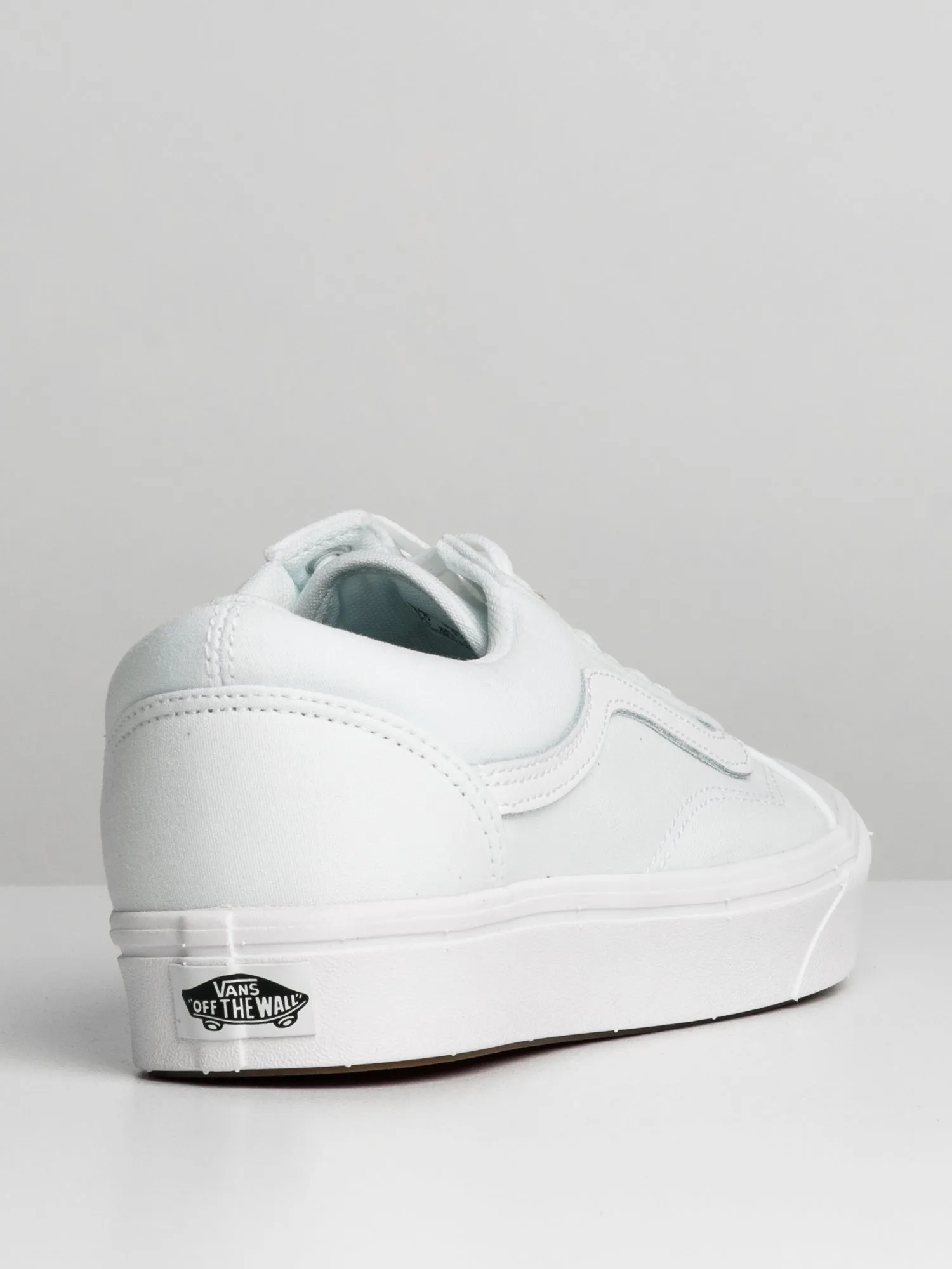 MENS VANS COMFYCUSH OLD SKOOL SNEAKER - CLEARANCE