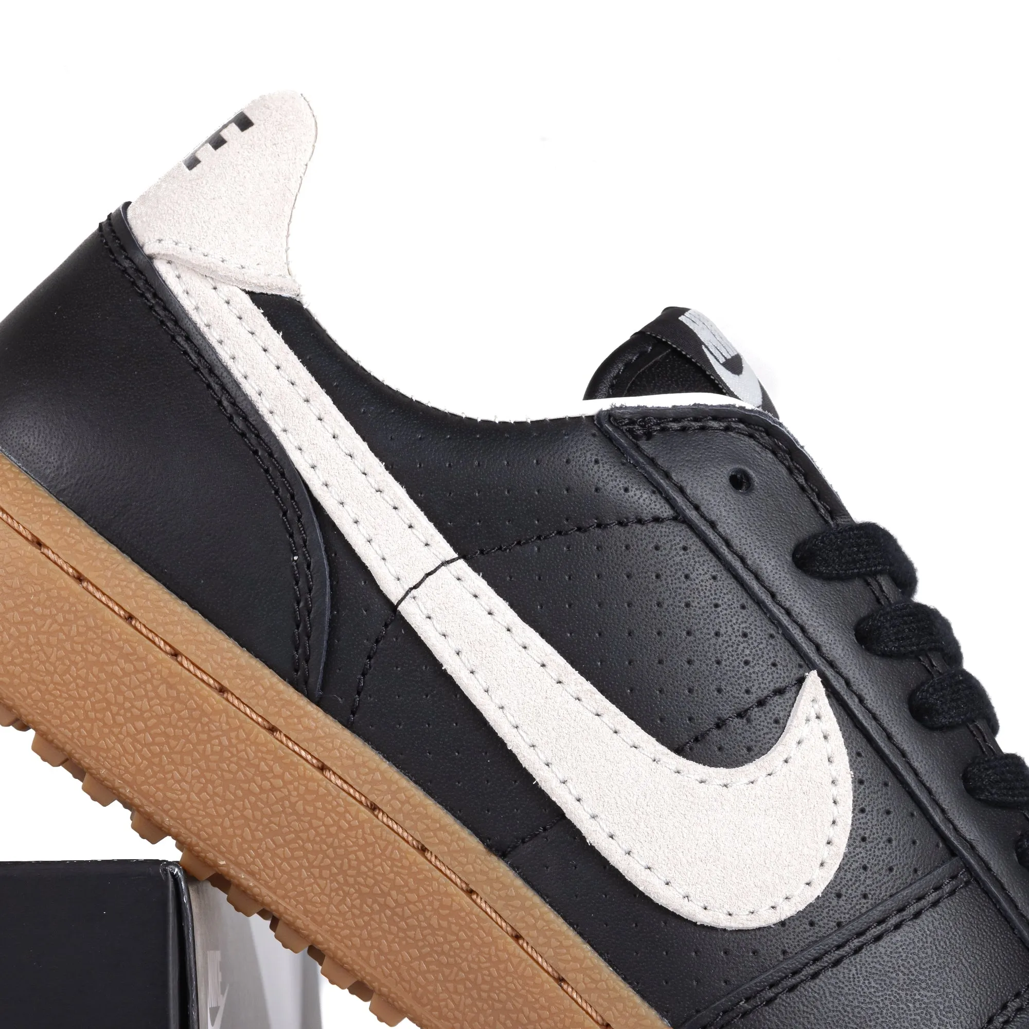 Nike Field General 82 SP Sail/Black/Gum Med Brown HF5603-100