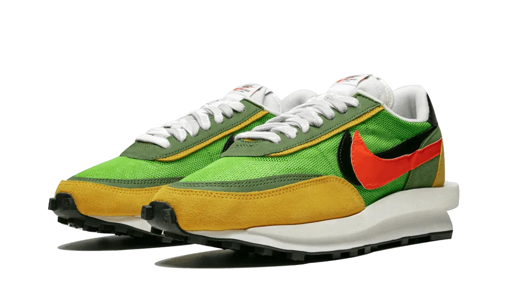 NIKE LD WAFFLE X SACAI GREEN