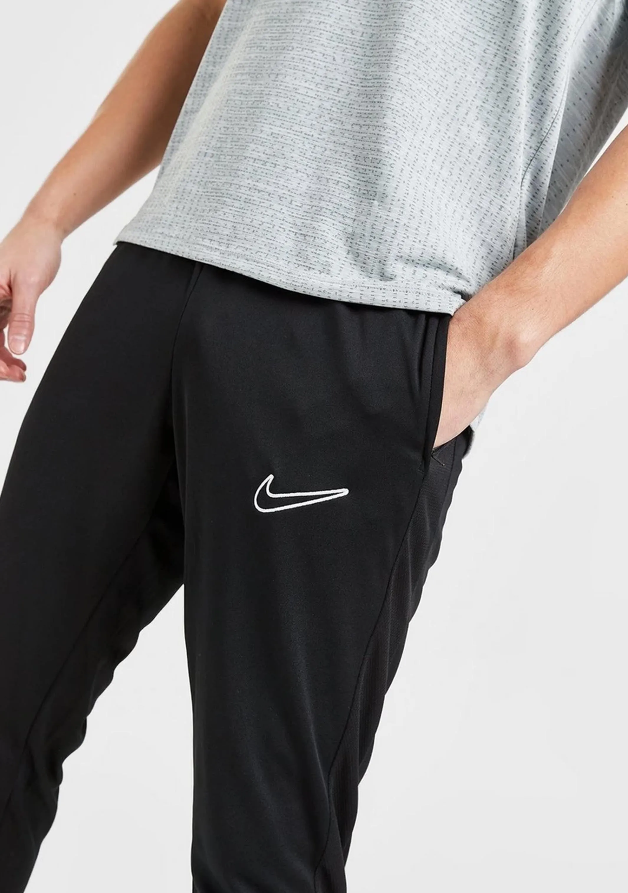 Nike Men's Dri-FIT Academy 23 Football Pants