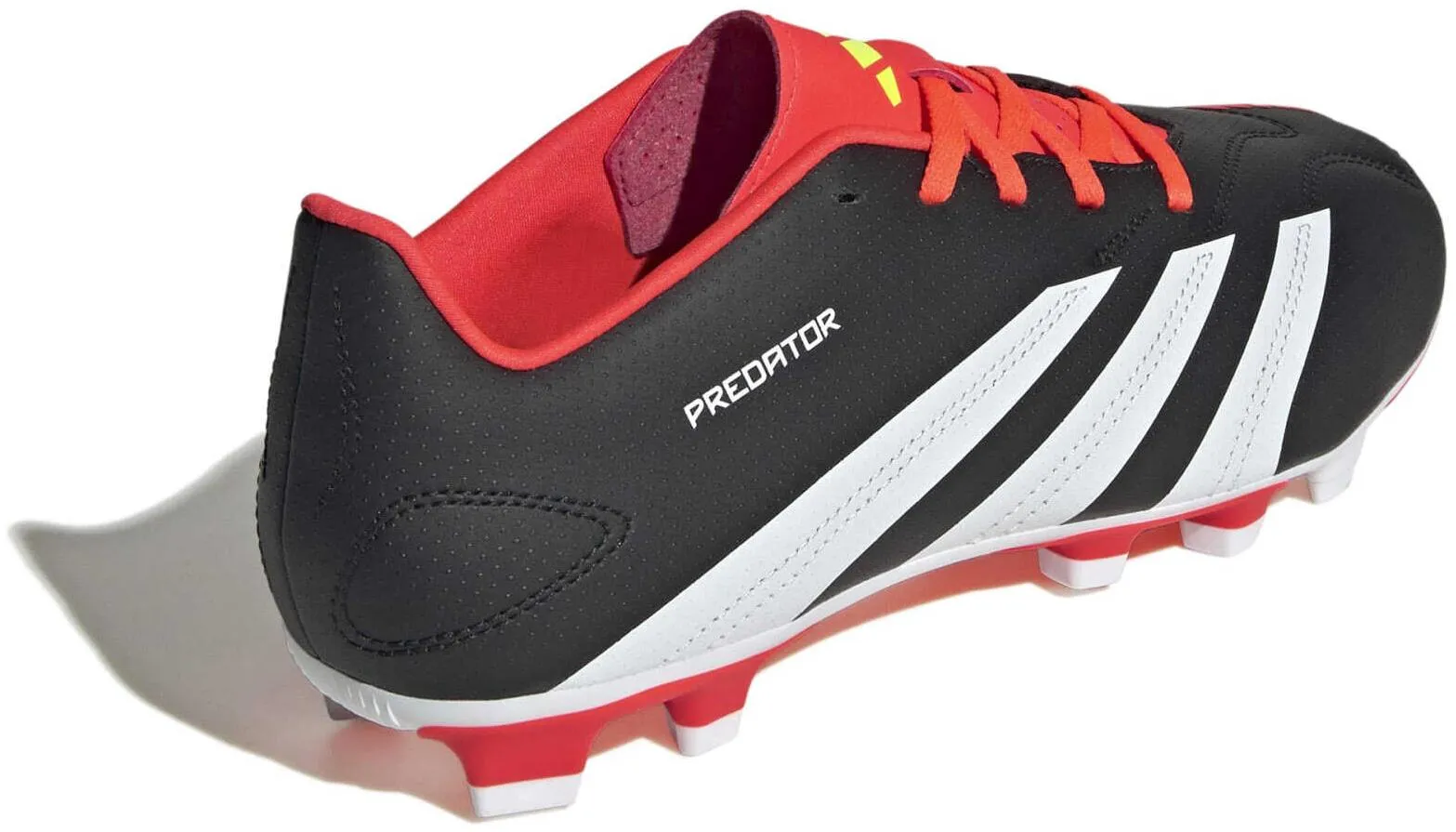 Predator 30 Club Flexible Ground Men's Football Boots