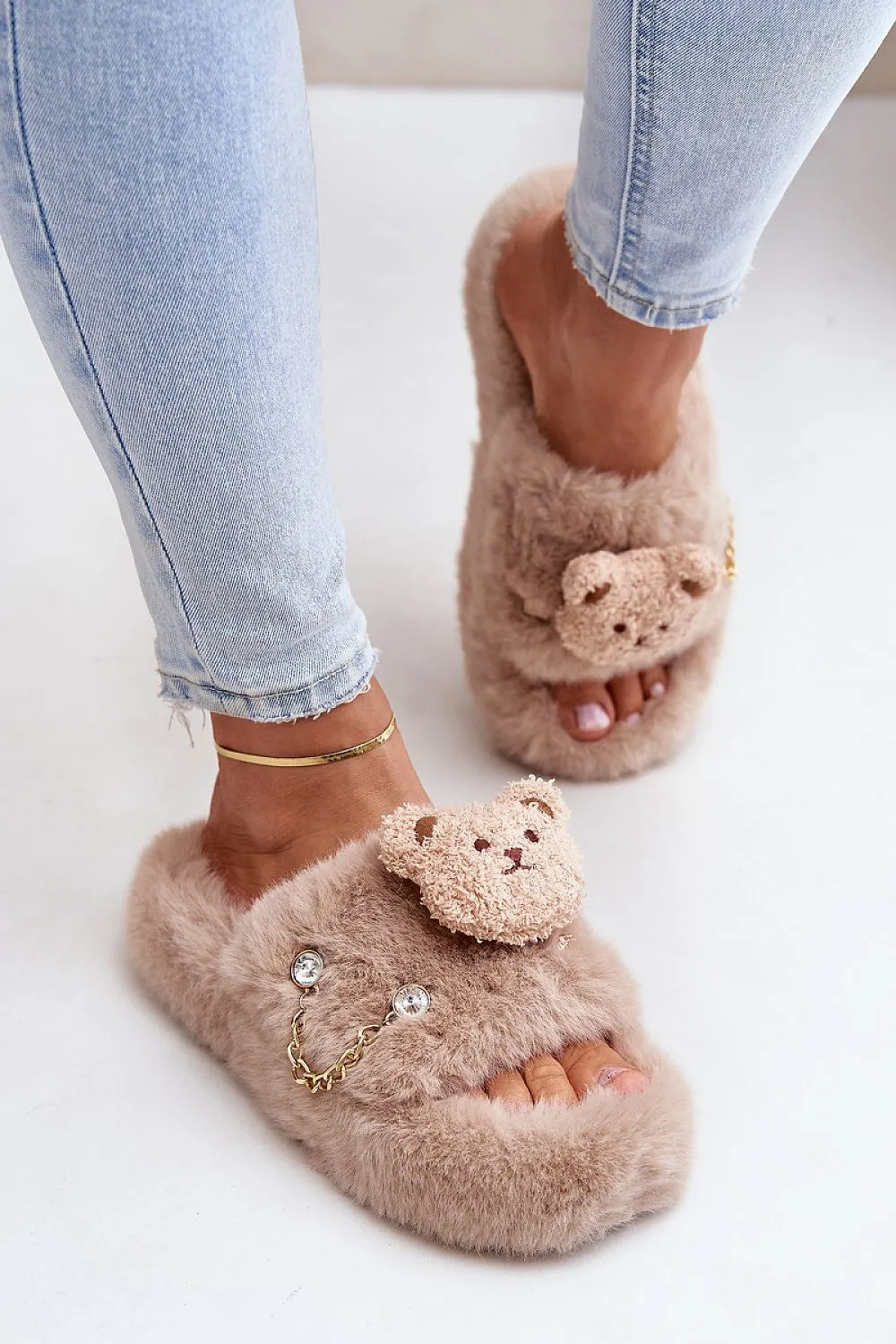 TEEK - Bear Head Slippers