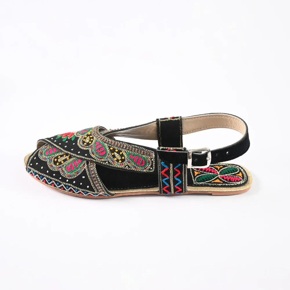 Women's Bilbao Embroidered Design Peshawri Chappal