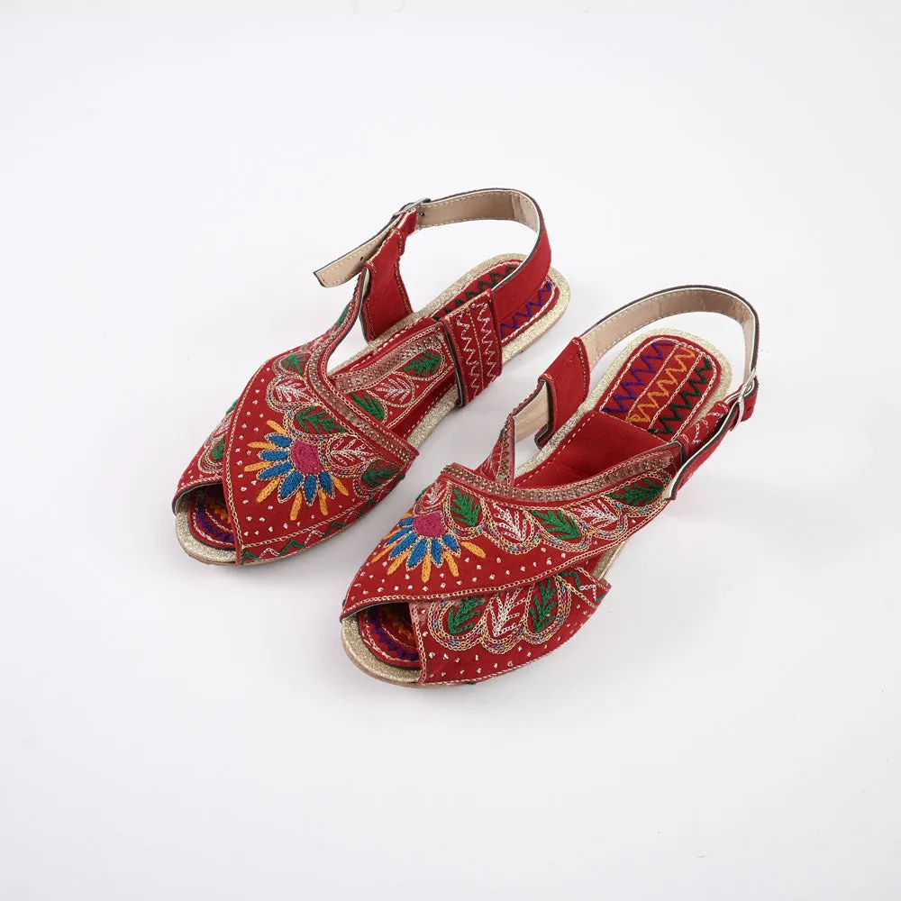 Women's Craiova Embroidered Design Peshawri Chappal