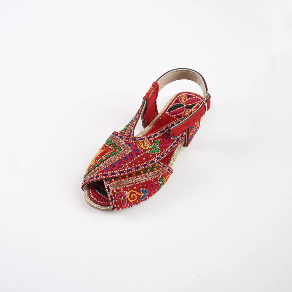 Women's Rijeka Embroidered Design Peshawri Chappal