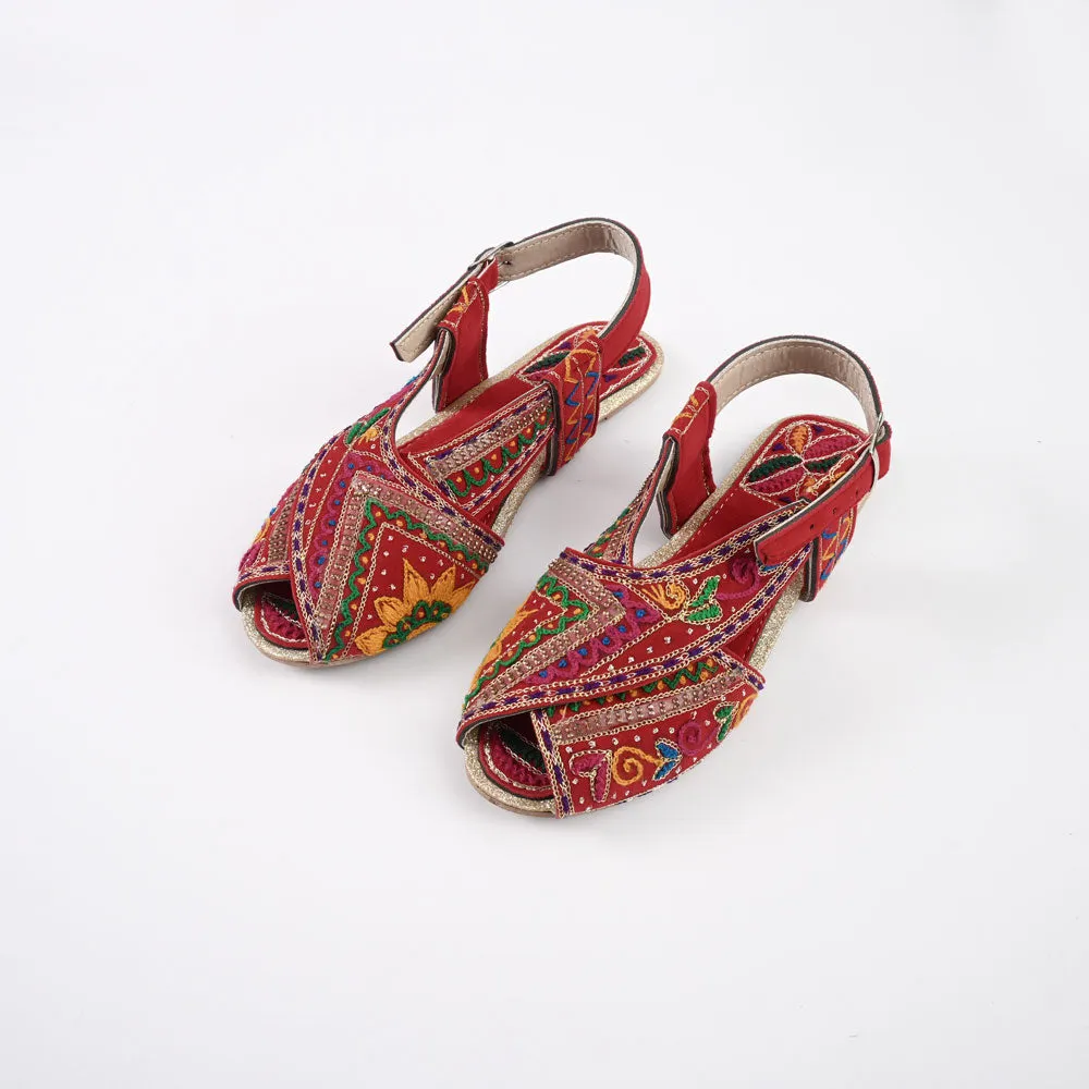 Women's Rijeka Embroidered Design Peshawri Chappal