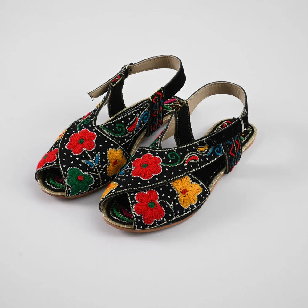 Women's Salamanca Flower Embroidered Design Peshawri Chappal